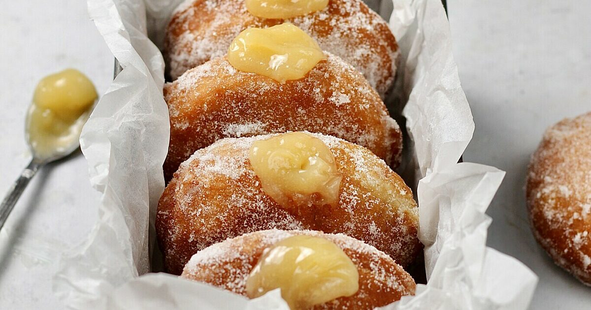 FabFlour | No-knead lemon curd doughnuts recipe