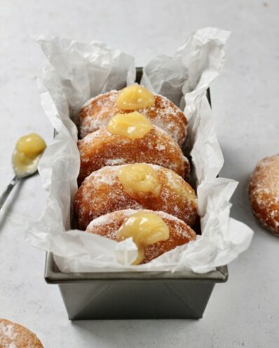 Lemon curd doughnuts 1