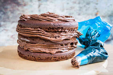 Assembling cake 3 1