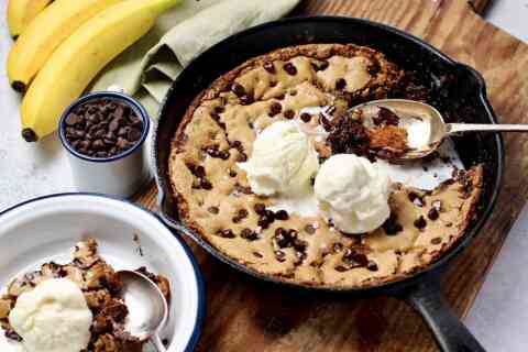 Chocolate Banana BBQ Skillet Cookie Image