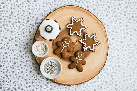 Gingerbread wreath step 13