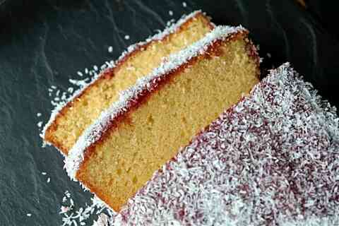 Neills Jam and coconut sponge 768x513 1