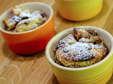Bread and butter pudding individual