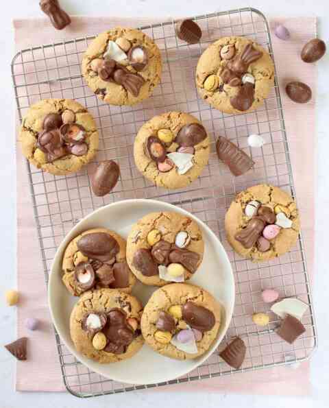 Leftover Easter Chocolate Cookies 2 1239x1536