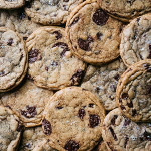 cluster of chocolate chip cookies